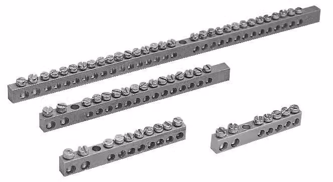 Nastro di messa a terra Schneider Electric 2x16+14x6 mm². Composizione: 10 pezzi NSYRBL216146M