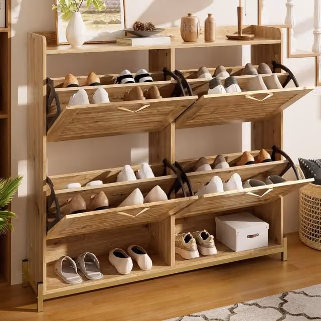Scarpiera a 4 ante con ripiano superiore in MDF color legno e base in metallo 108;5 × 24 × 100 cm
