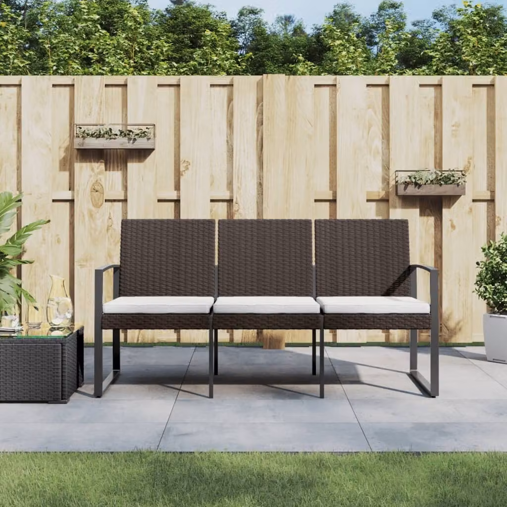 The Living Store panca da giardino a 3 posti con cuscini in PP rattan marrone