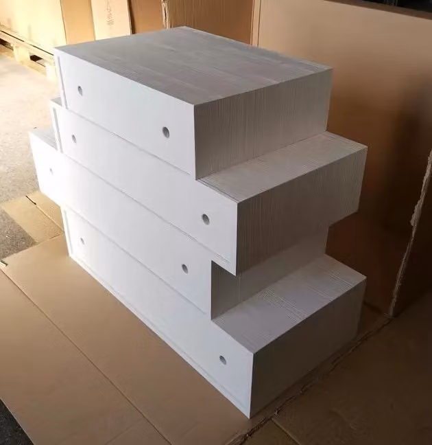 Cassettiera con 4 cassetti in abete bianco spazzolato Mobili 2G L/P/H: 110 x 45 x 95 cm – 4