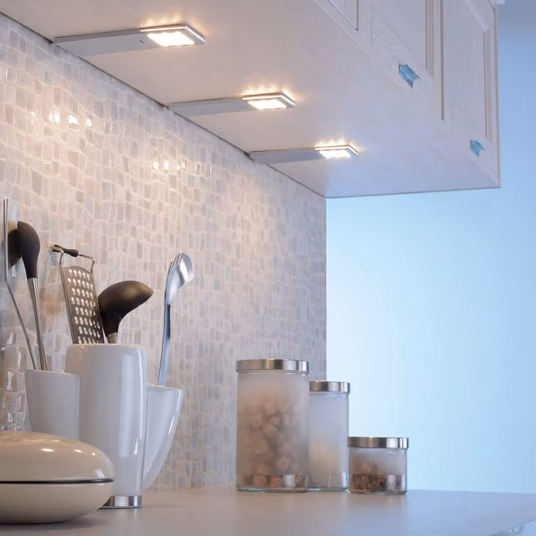 Paul Neuhaus Lampada LED per mobili Helena, 19 x 7 cm, set di 3, sensore, metallo Helena, Alluminio / Grigio / Zincato, Cucina, Alluminio, Moderno, Lampade per mobili