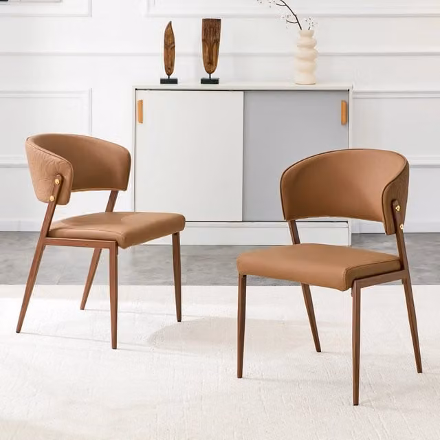 Sedia da pranzo moderna WISHDOR in ecopelle marrone con struttura in metallo e schienale ergonomico