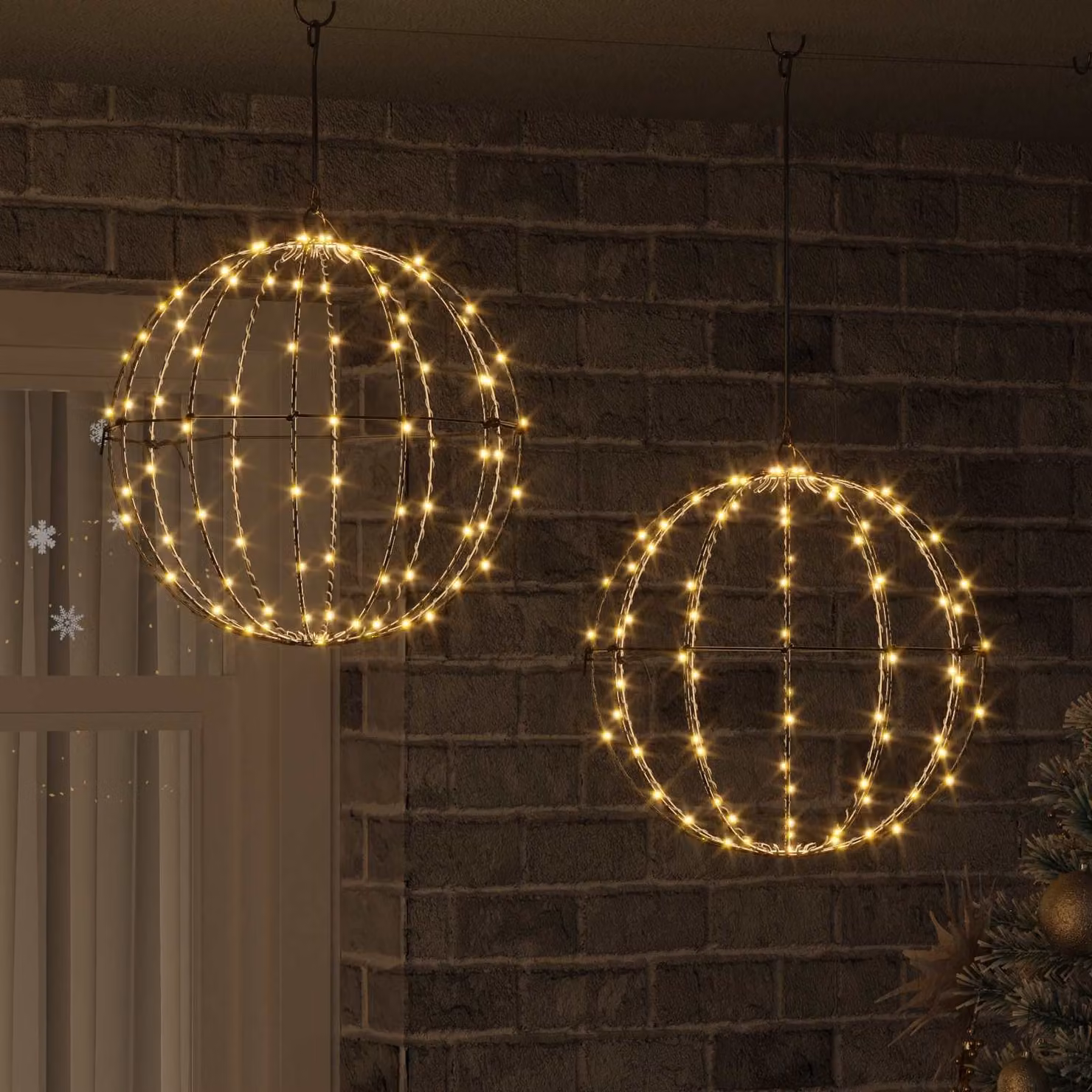 Set di 2 sfere decorative vidaXL in metallo bianco con 192 LED luce bianco caldo e telecomando, L/P/H: 40 x 40 x 42 cm