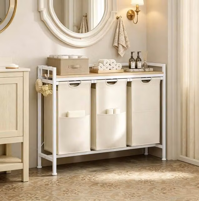 Portabiancheria con 3 Cestini Rimovibili in Legno e Metallo, Organizer Compatto per Bagno e Camera, 96x30x71 cm, Quercia Chiara e Bianco