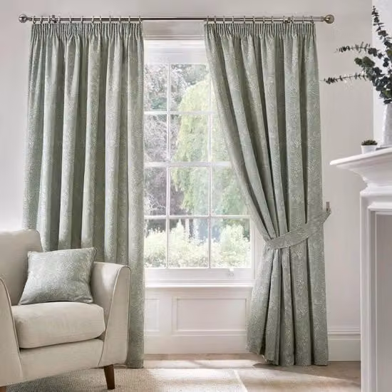 Set di 2 pannelli per tende Dreams & Drapes con disegno floreale vintage Jacobean, semitrasparenti, in cotone e poliestere, colore verde, L: 168 cm x H: 137 cm