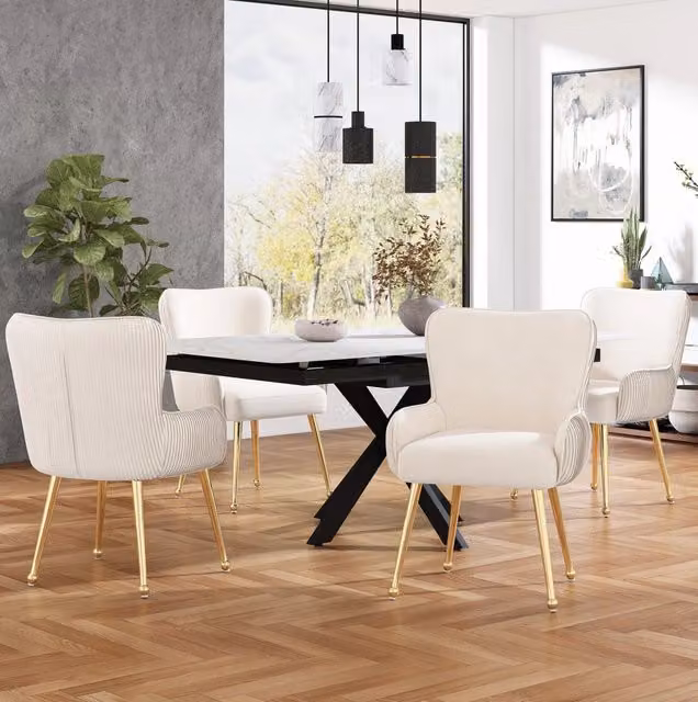 Set di 4 Sedie da Pranzo in Velluto Beige con Braccioli e Gambe in Metallo Dorato Regolabili