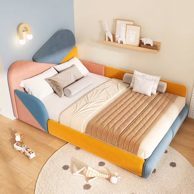 Letto imbottito ULEVR 140x200 cm per cameretta, sponde rialzate e rivestimento in velluto multicolore
