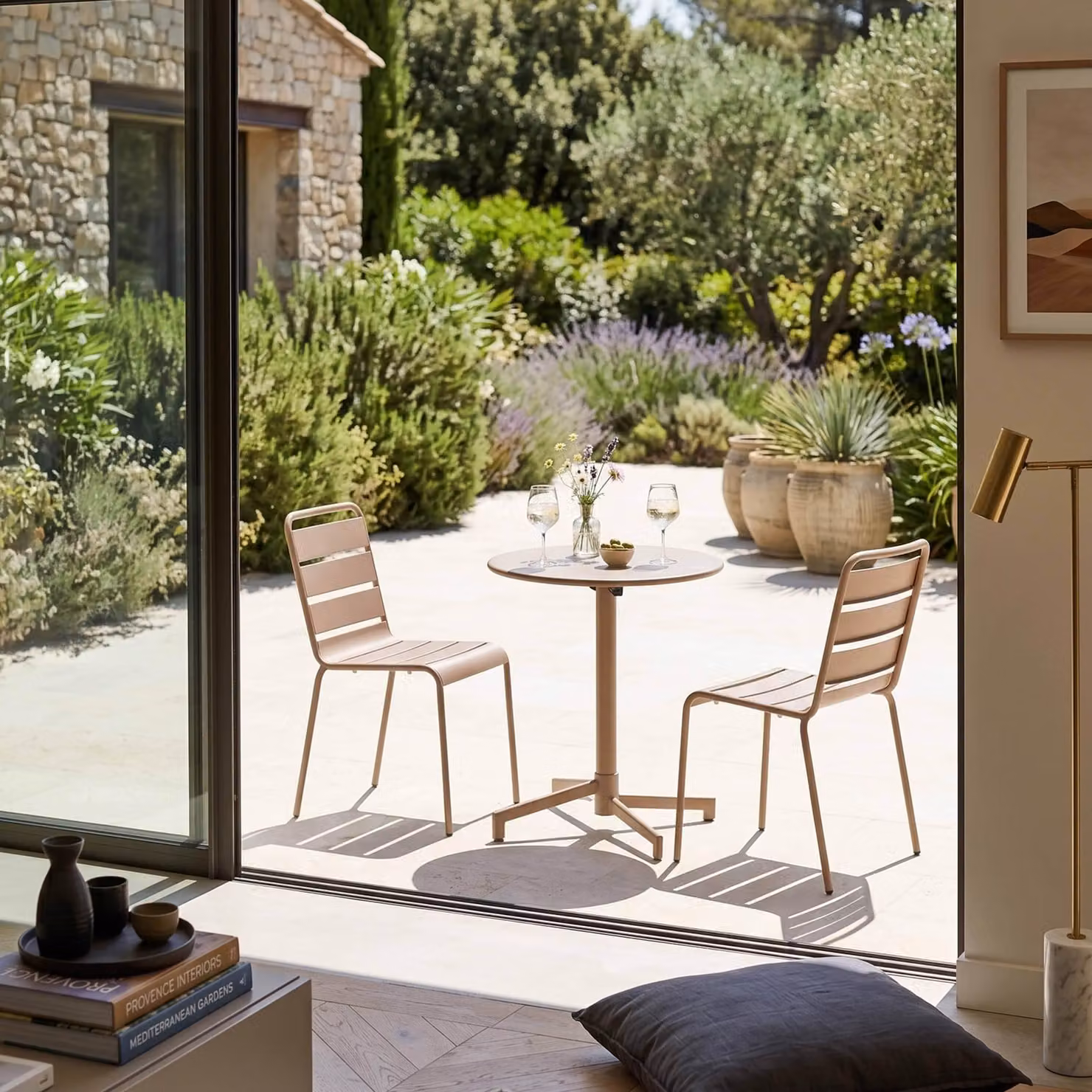 Set da giardino con tavolo e 2 sedie in metallo color tortora - Oviala Palavas