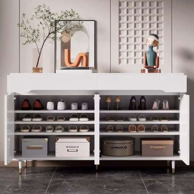 Scarpiera moderna Mivray in MDF bianco e oro con ante soft-close e cassetti L: 140 cm, P: 39 cm, H: 84 cm