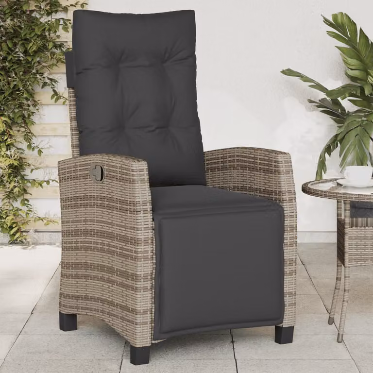 Sedia reclinabile da giardino con poggiapiedi vidaXL in rattan e metallo, colore grigio