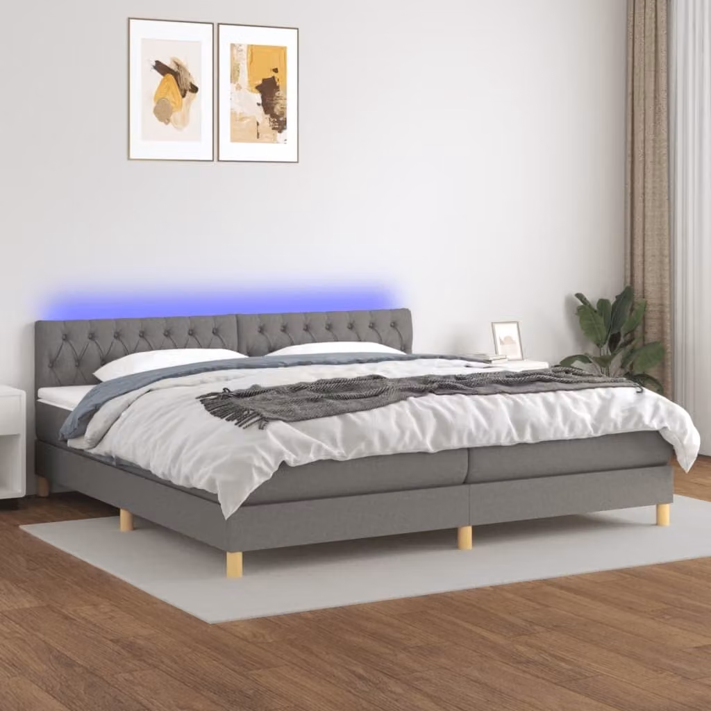 The Living Store Letto a molle con materasso e LED in tessuto grigio scuro 200x200 cm