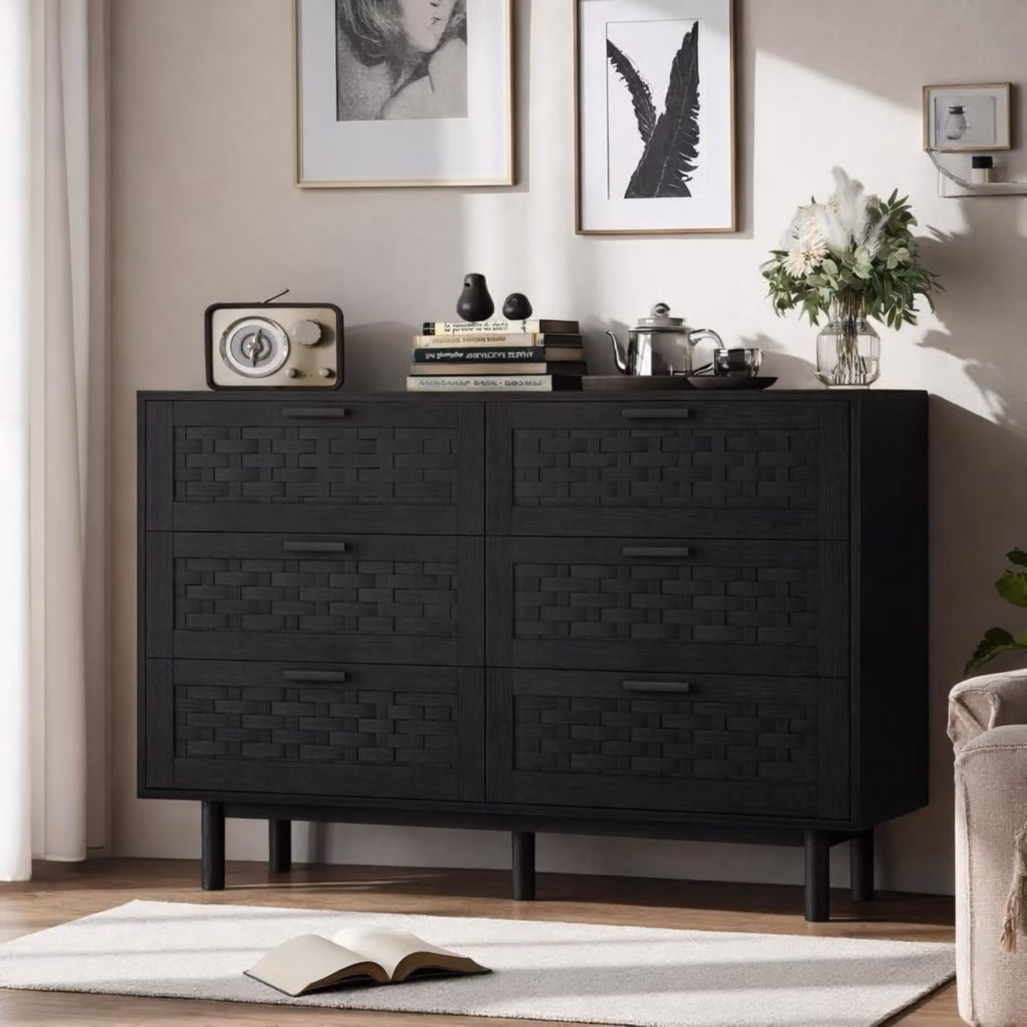 Comodino con 6 cassetti, aspetto rattan, legno nero