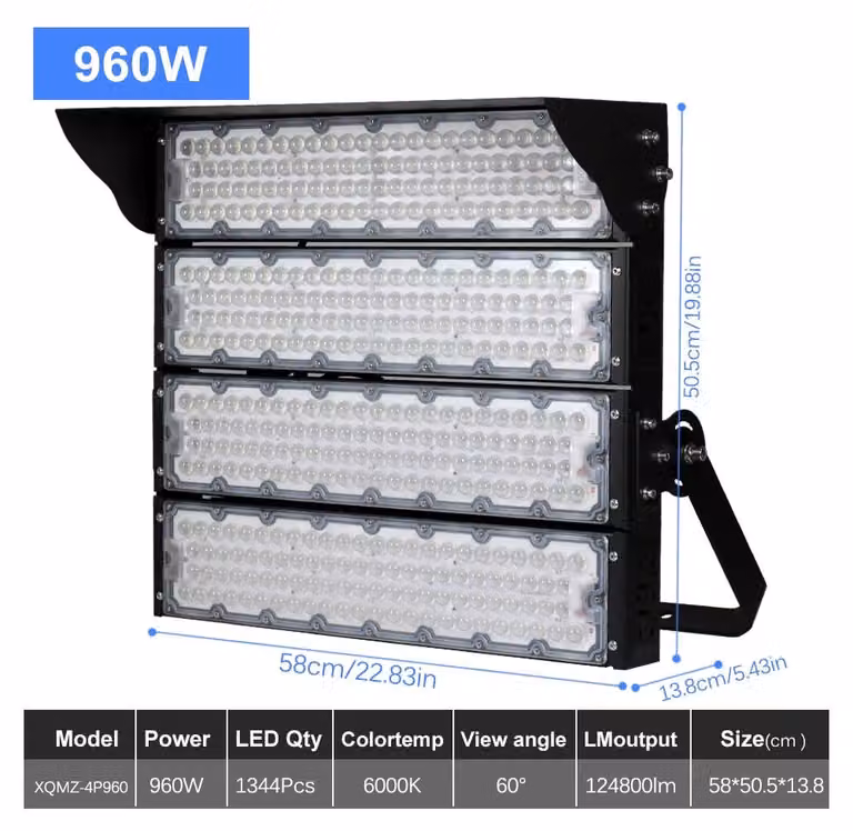 Faro LED per stadi - Modello XQMZ-4P960W, 960W - 6000K, luce bianca fredda - Elevata efficienza luminosa di 130 lm/W - Angolo di illuminazione di 60° - Grado di protezione IP65, resistente all'acqua - Alimentazione AC 220V, supporto regolabile