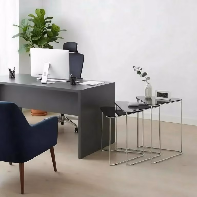 Tavolino ausiliario moderno, pratico, ideale per il soggiorno, confortevole, esclusivo, nuovo