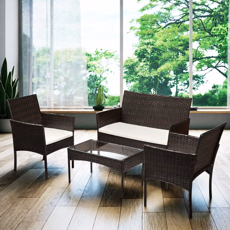 Set da giardino in rattan sintetico Ikodm, composto da 4 pezzi: 2 poltrone, un divano, un tavolino in vetro e cuscini, colore marrone