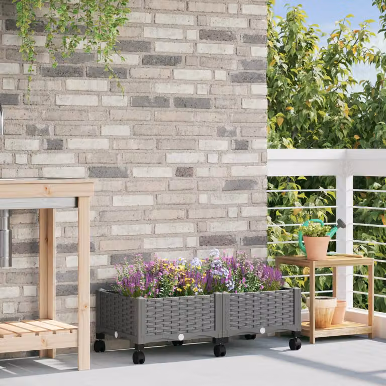 vidaXL Vaso da Giardino con Ruote in Plastica Grigio Chiaro L: 80 cm, P: 40 cm, H: 29 cm