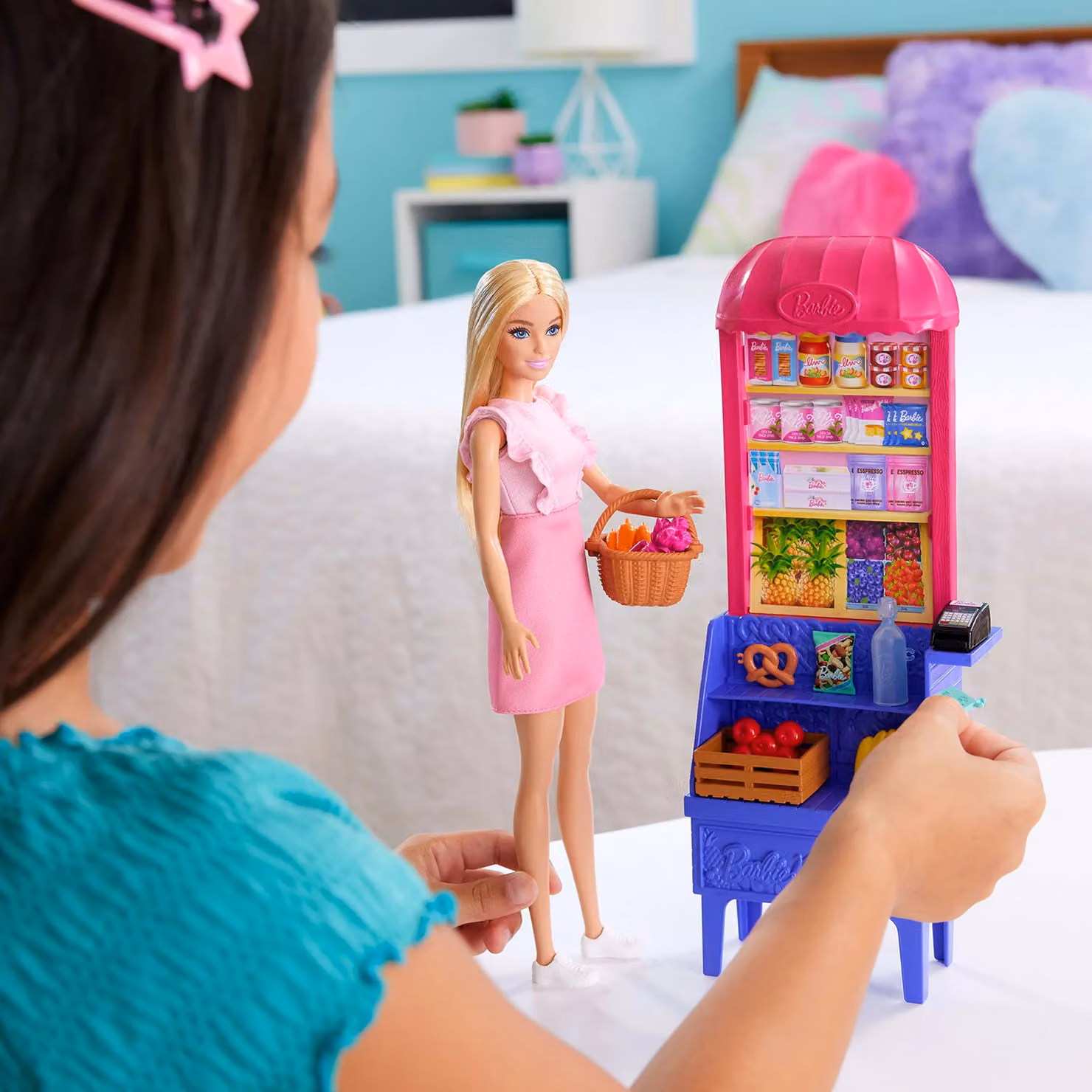 Mattel Barbie Malibu at the Market Set con Bambola e 11 Accessori Multicolore – 3