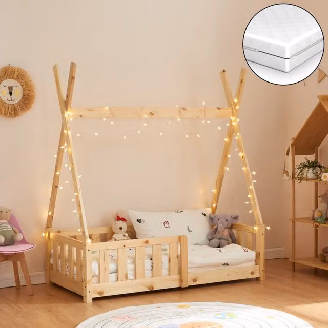 Letto a capanna Helsingborg en.casa in legno di pino naturale con sponde e materasso per bambini L/P: 140 x 70 cm