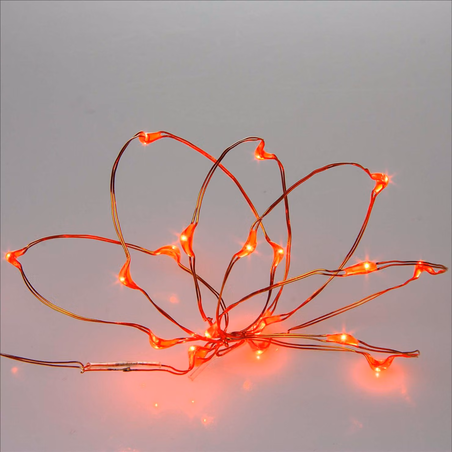 Catena luminosa a LED, colore rosso, 20 LED, filo di rame, 1,05 metri, alimentazione a batteria