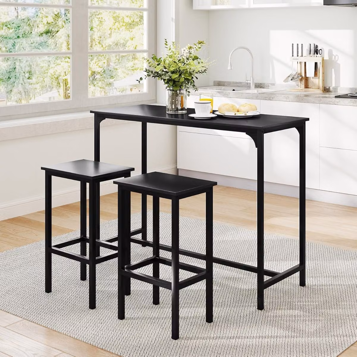 Set da pranzo industriale Costway composto da tavolo rettangolare e 2 sgabelli da bar, colore nero