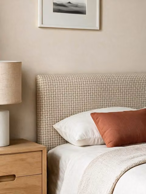 Testiera imbottita Maurel Kenay Home beige con design geometrico per camera da letto matrimoniale 180x200 cm