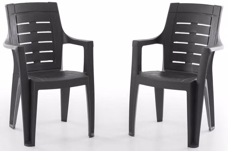 Sedie con schienale ergonomico, braccioli, disponibili nei colori nero, marrone e antracite