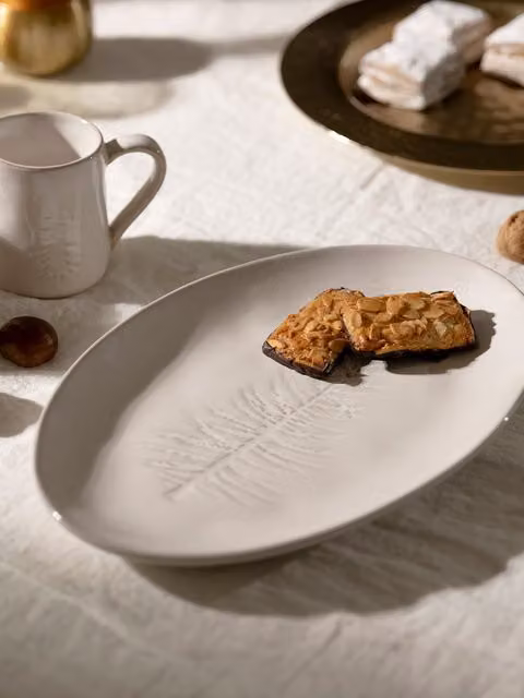 Vassoio ovale natalizio Winter beige e bianco Kenay Home