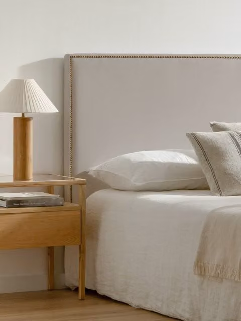 Testiera imbottita Solum Kenay Home colore perla per letto da 140 cm