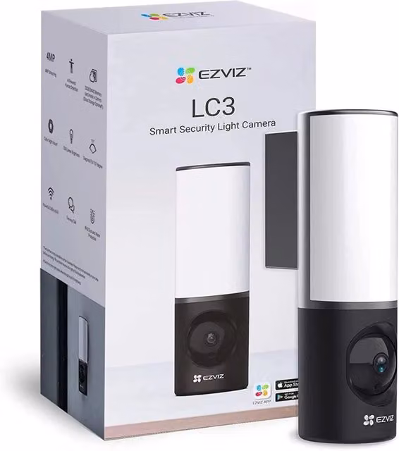 Telecamera Wi-Fi da esterno EZVIZ LC3 2K con lampada integrata, videocamera di sorveglianza 4MP bianca con rilevamento di movimento e audio bidirezionale