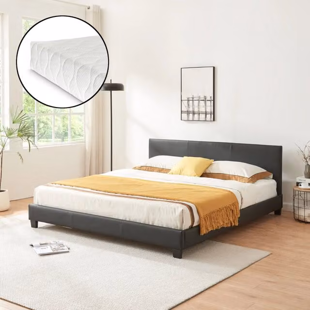 Letto Matrimoniale King Size Albacete con Testiera Alta e Materasso 180x200 cm Similpelle Nero Corium