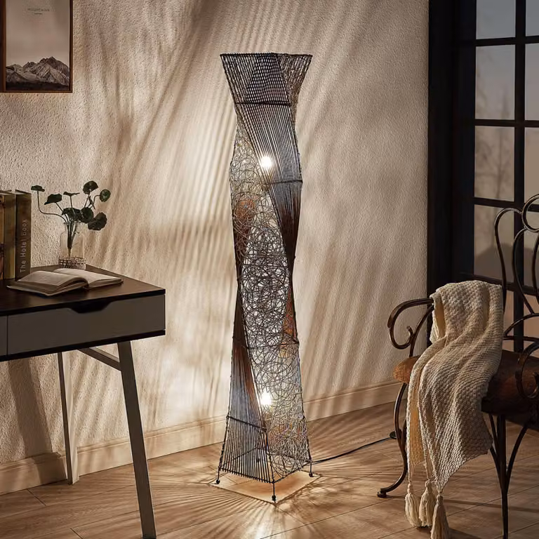 Lampada da terra Kassia Lindby, Legno chiaro, Soggiorno / Sala da pranzo, bambù, Lampada da terra