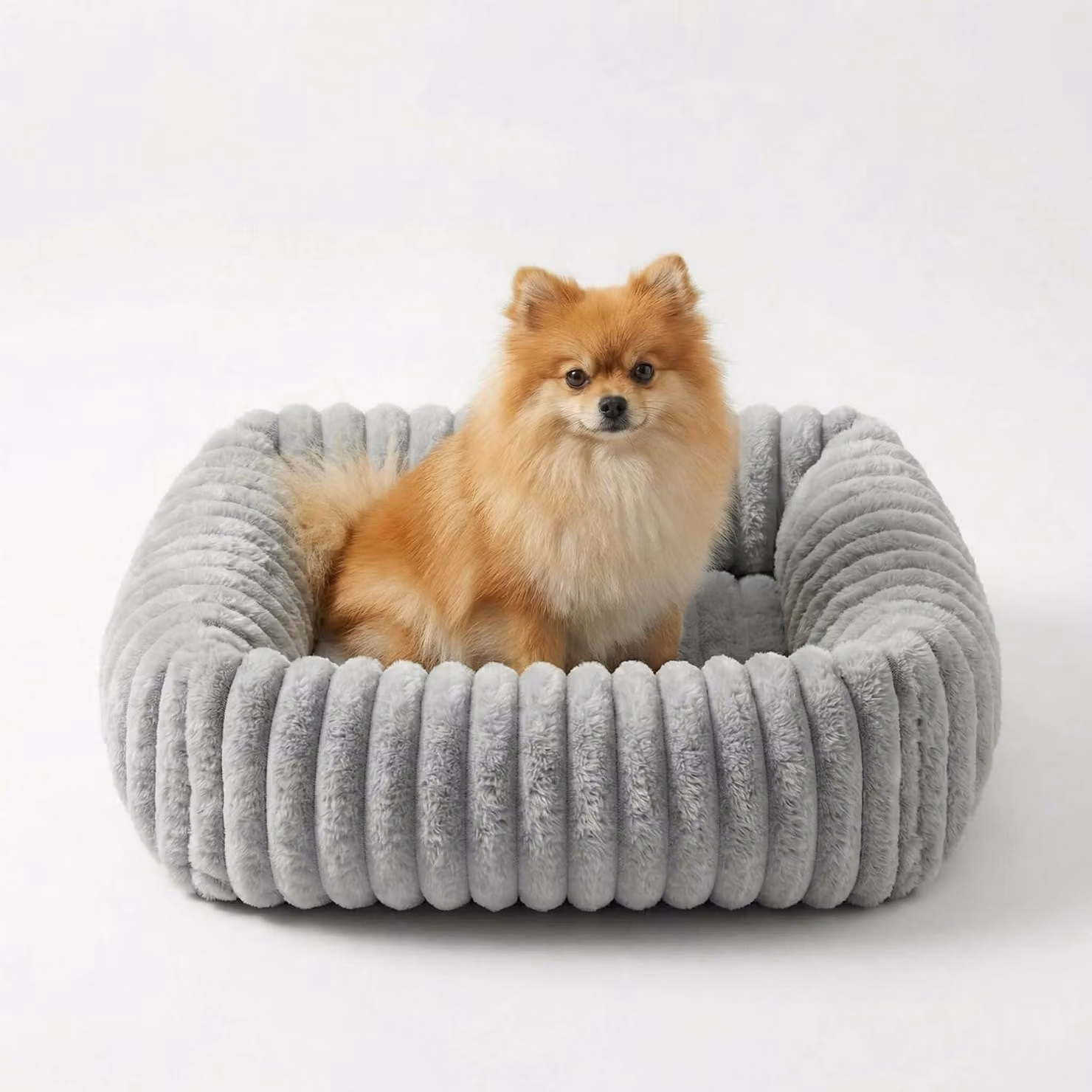 Cuccia per cani, dimensioni M, 63x53x18 cm, colore grigio, realizzata in materiale sintetico simile al pelo di coniglio, lavabile