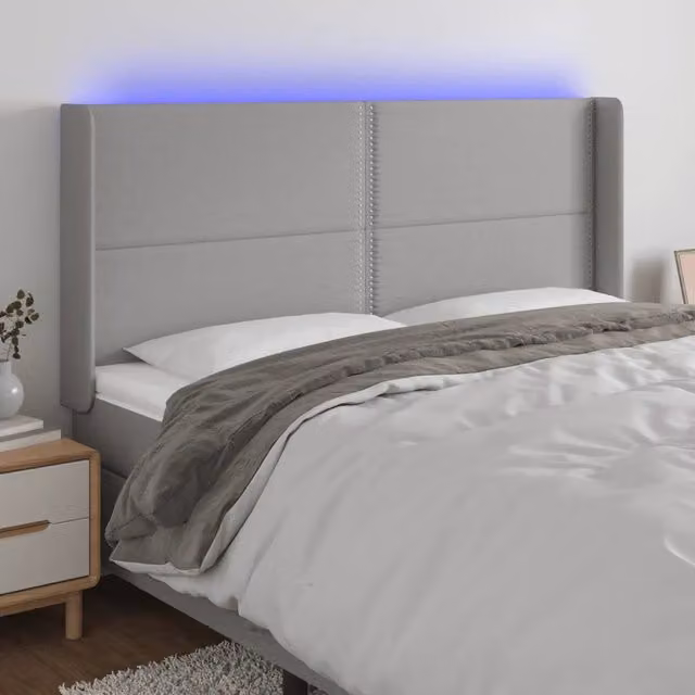 Testiera con LED Design Mania in tessuto grigio chiaro con porta USB, L/P/H: 203 x 16 x 118/128 cm – 1