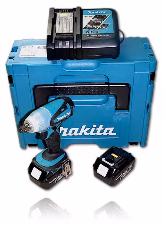 Avvitatore a impulsi a batteria Makita BTW 251 RFJ 18V 230Nm con batteria 2x 3,0 Ah e caricabatterie in MAKPAC 2