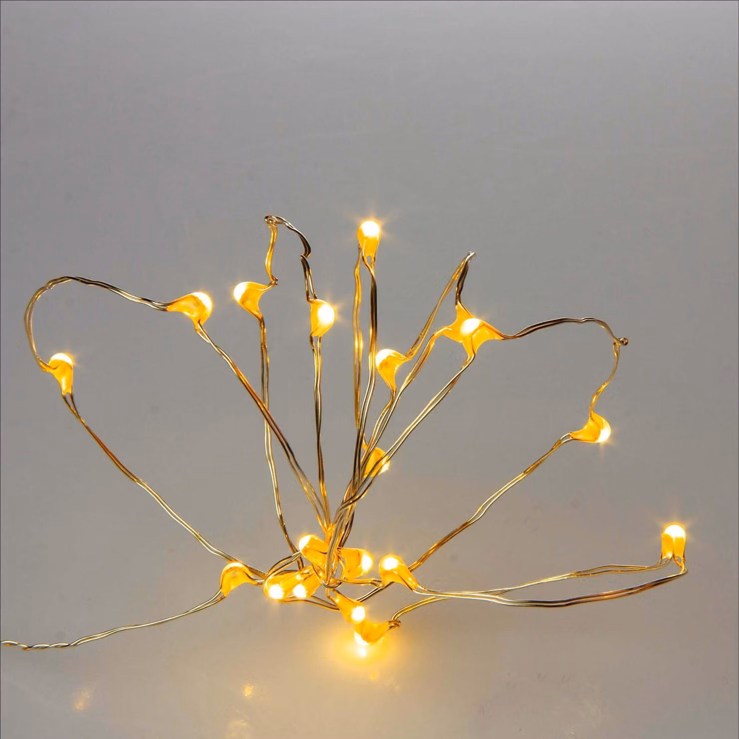Catena luminosa con 20 LED gialli, perline di vetro, lunghezza 105 cm, alimentata a batteria