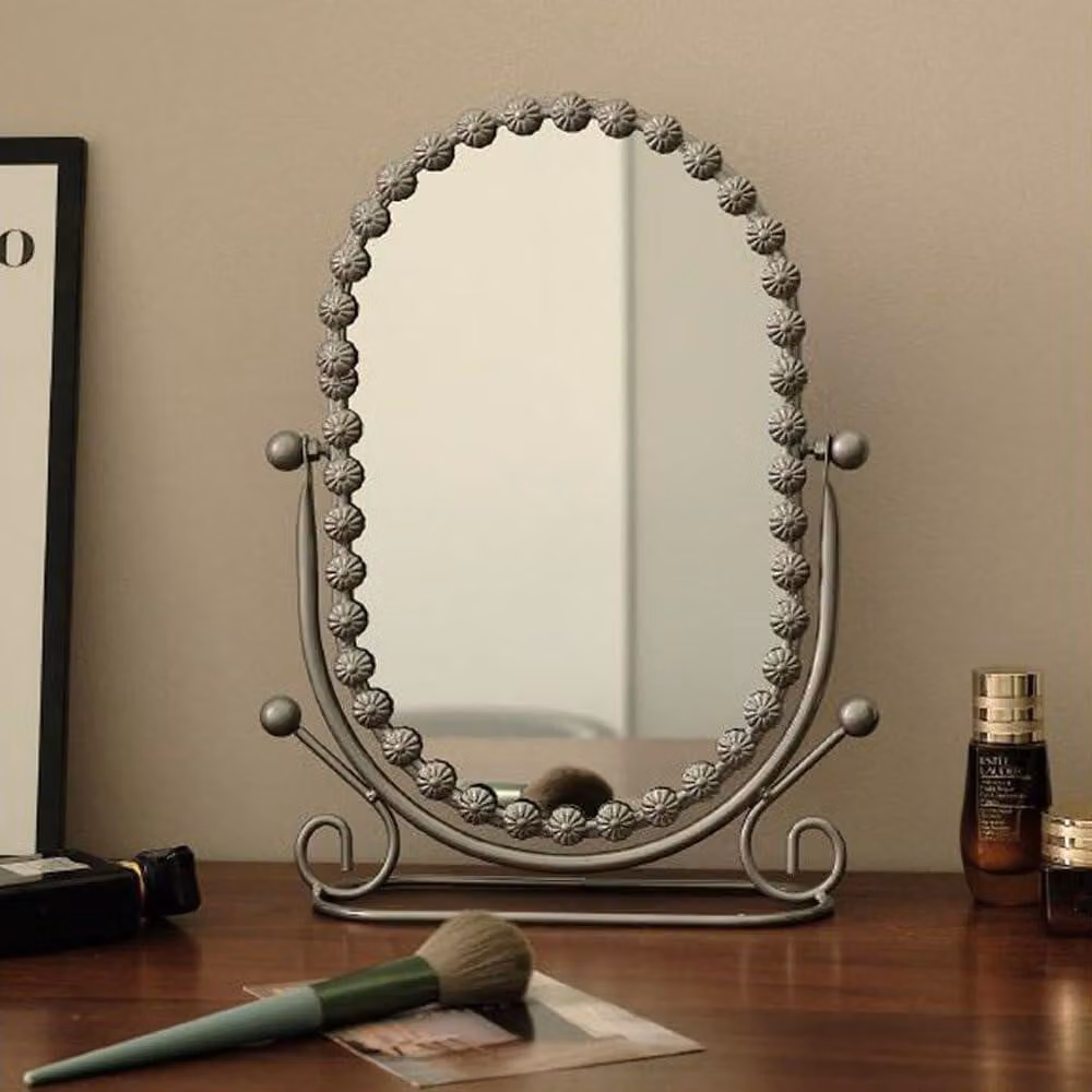 Specchio da tavolo ovale con base, cornice in metallo, colore argento, dimensioni 15,5x25,5 cm