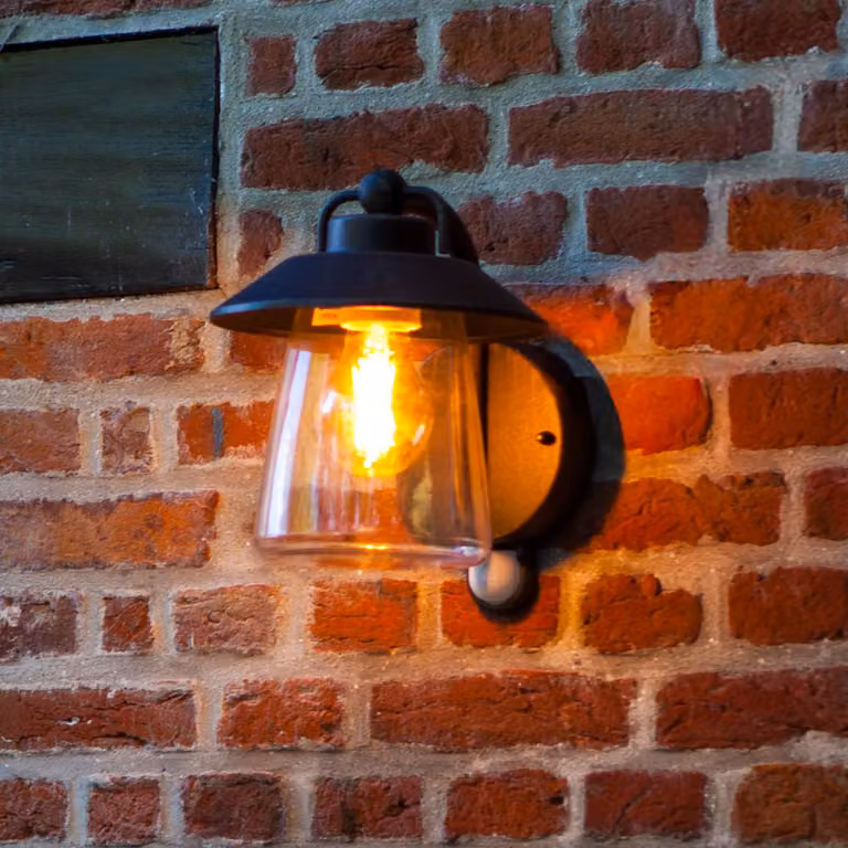 LUTEC Lampada da esterno con sensore CATE, nera, 22 cm, IP44, E27 dimmerabile, Nero, Alluminio, Antico, Applique da esterni