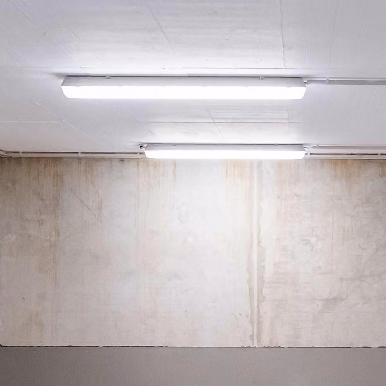 Set di 2 luci a LED per vasca da bagno, 4320 lumen, luce bianca neutra, lunghezza 120 cm