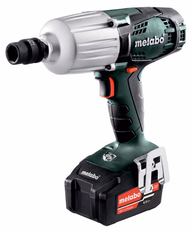 Avvitatore a impulsi a batteria METABO SSW 18 LTX 600 (602198500); valigetta in plastica; 2x18V/4Ah Li-Ion + ASC 30-36 V