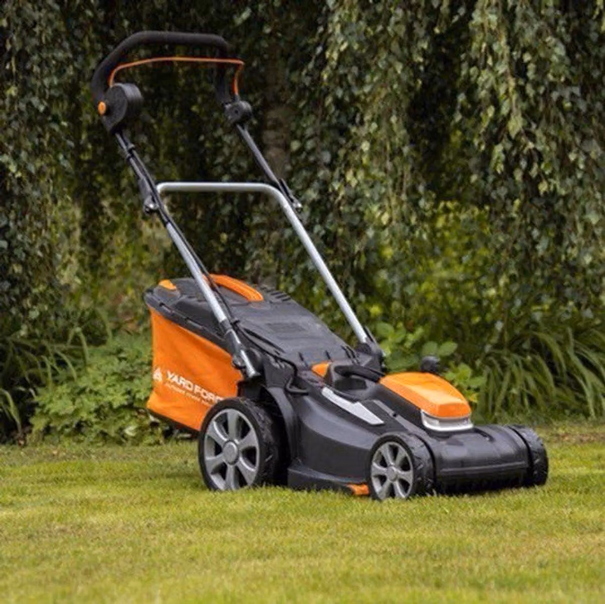 Tagliaerba senza fili – A batteria – 40V, batteria agli ioni di litio – Motore brushless – Larghezza di taglio di 37 cm