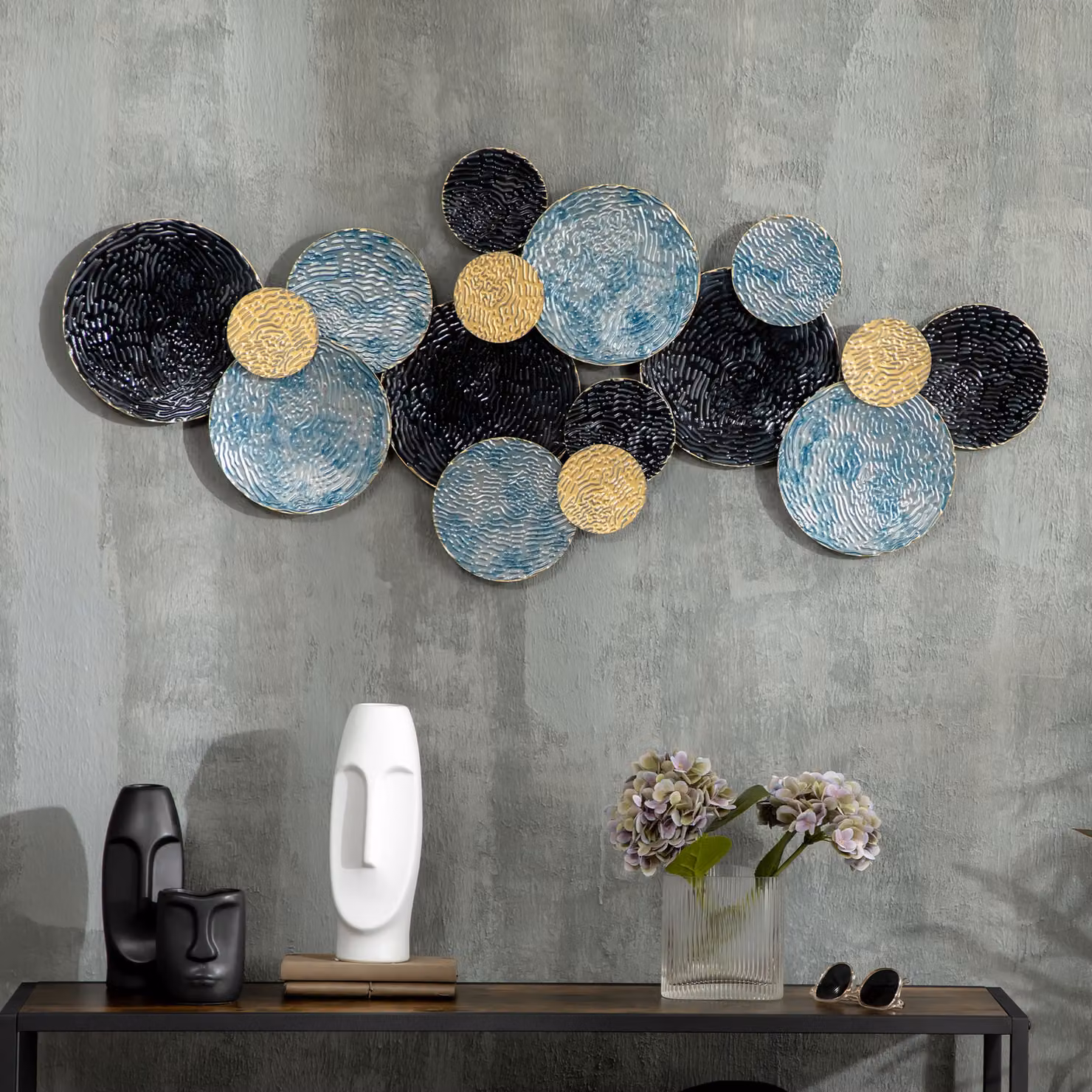 Decorazione da Parete 3D HOMCOM in Metallo con Cerchi Astratti, Colore Blu e Nero, L 121 cm x H 53 cm x P 4 cm – 2