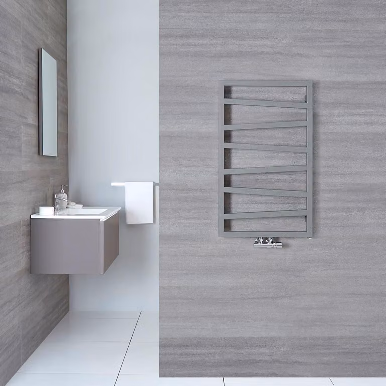 Scaldasalviette Termoarredo Bagno con Attacco Centrale - Argento - 320W - 835 x 500mm - Torun
