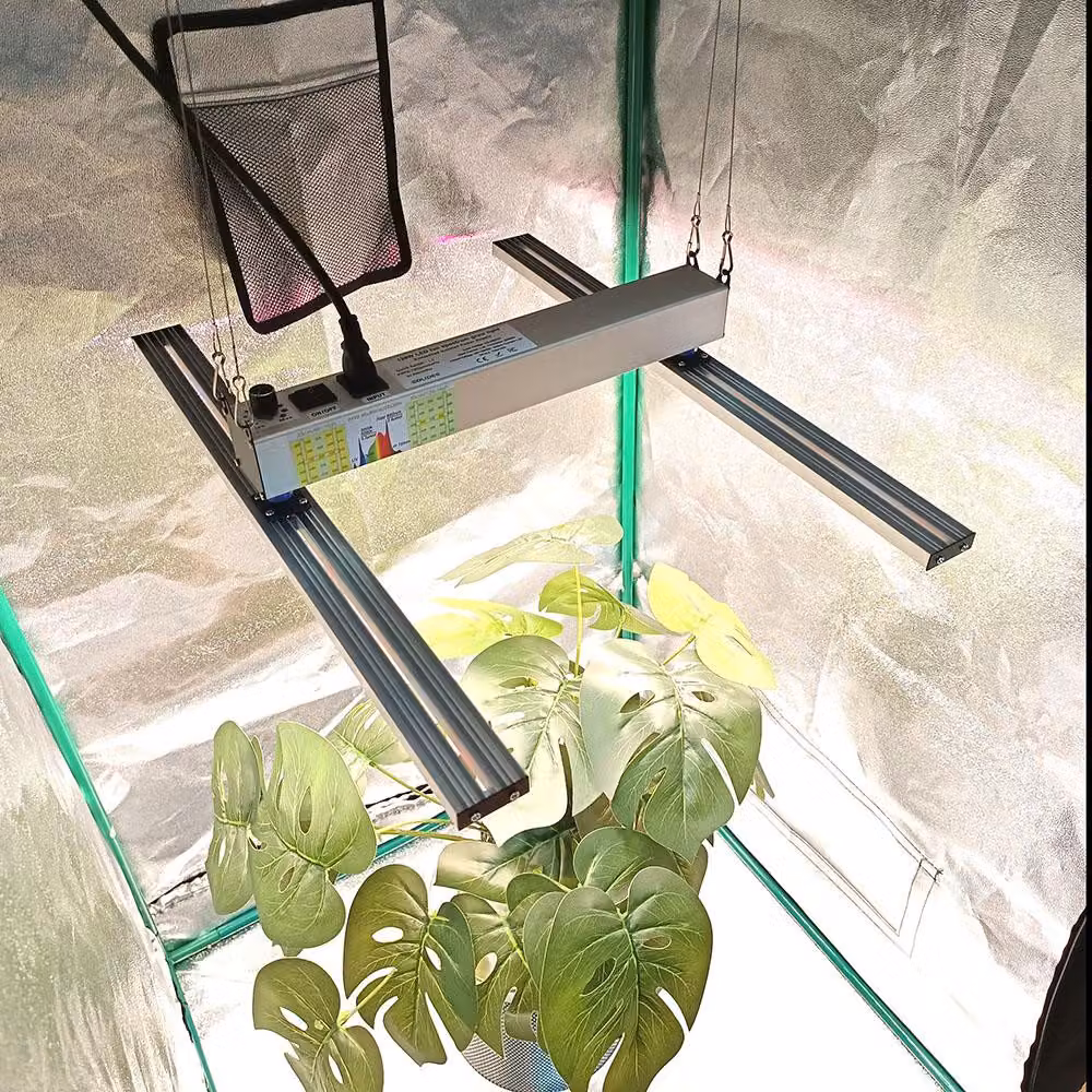 Lampada di coltivazione a LED da 120 W - Spettro completo per la coltivazione indoor - Alloggiamento in alluminio - Ideale per la crescita delle piante e la propagazione di talee