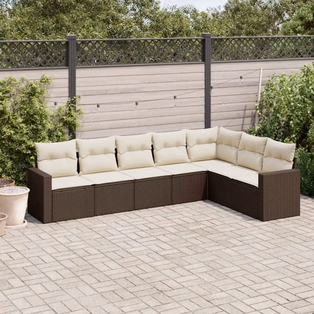 vidaXL Set di Divani da Giardino 7 pz a Forma di L in Polyrattan Marrone con Cuscini Bianchi – 1