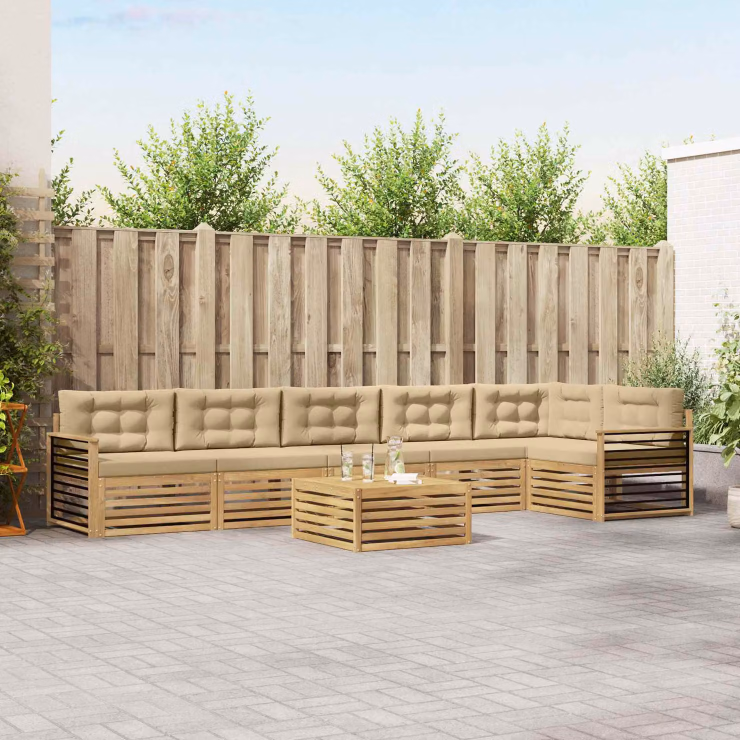 Set di divani da esterno vidaXL 7 pezzi in legno di acacia con tavolo da caffè, colore bianco e beige