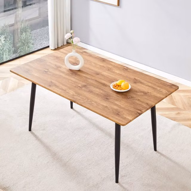 Tavolo da pranzo rettangolare in MDF con gambe in metallo nero per 4–8 persone in stile industriale
