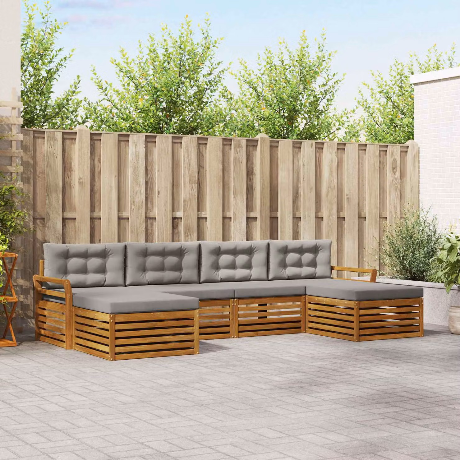 vidaXL Set di divani da esterno a forma di U composto da 6 pezzi in legno di acacia con cuscini in beige, grigio e marrone