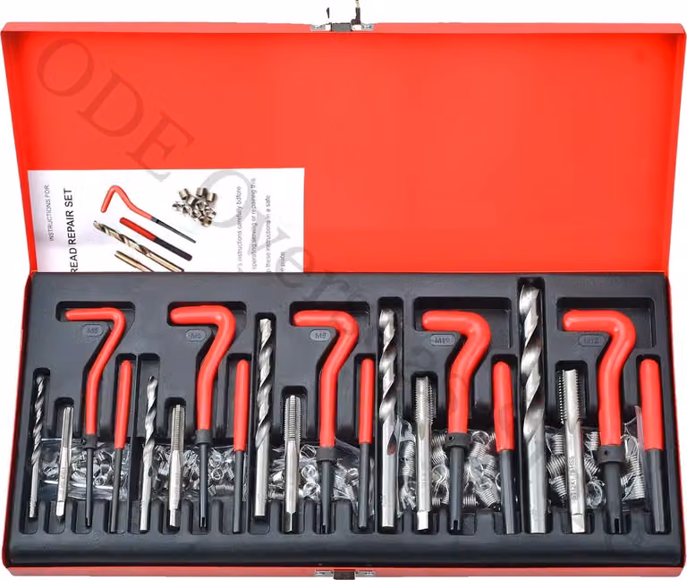 Set di utensili per la riparazione di filettature, 131 pezzi, compatibilità da M5 a M12, compresi maschi e punte, alloggiamento in metallo per impieghi gravosi, peso ridotto a 2,2 kg