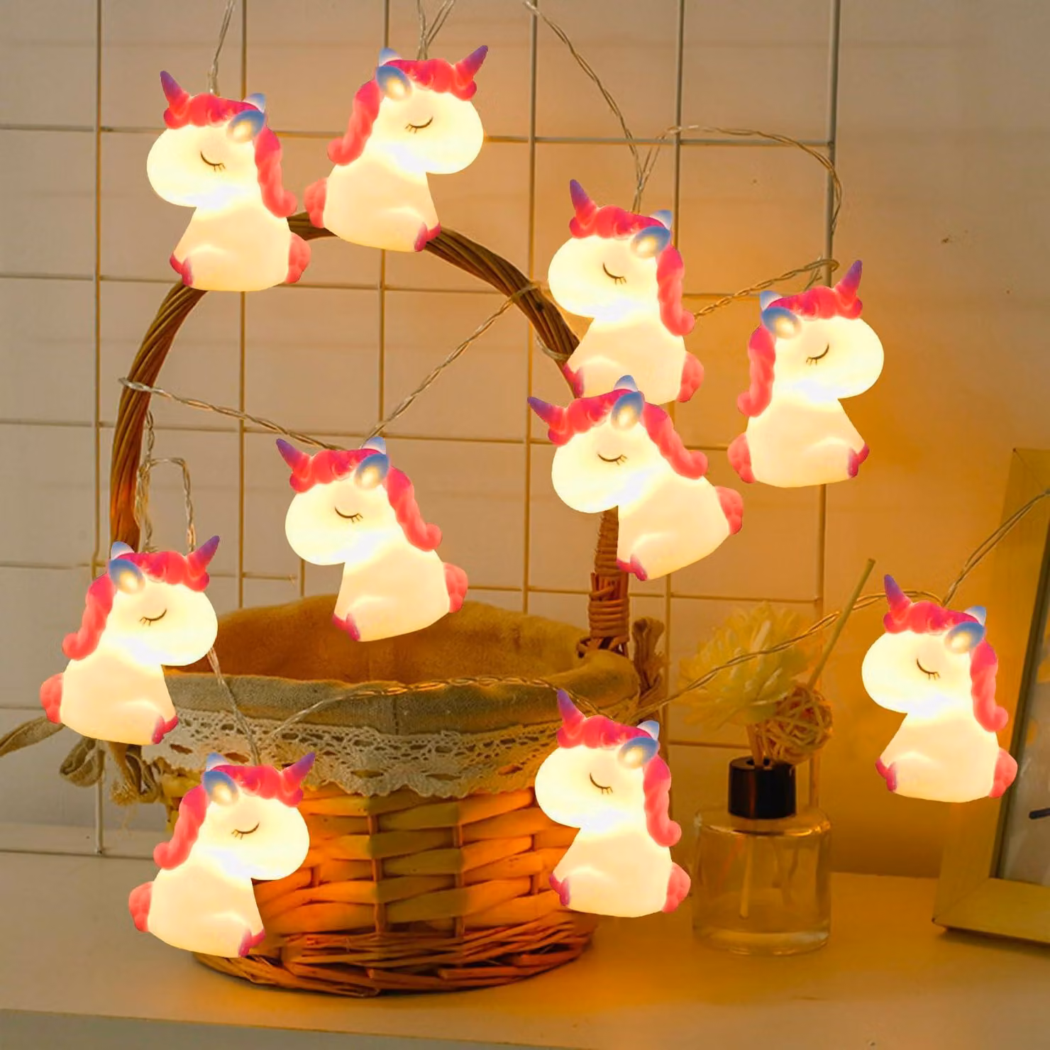 Catena luminosa a LED, design unicorno, 10 luci, alimentata a batteria, in plastica