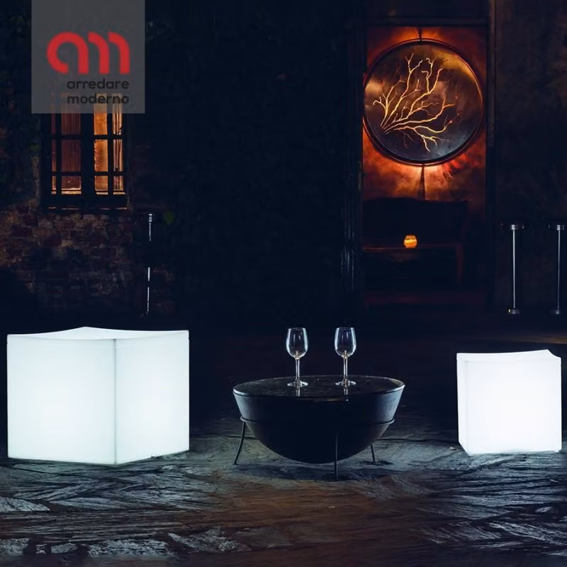 Pouf Lounge Cube Serralunga Illuminabile